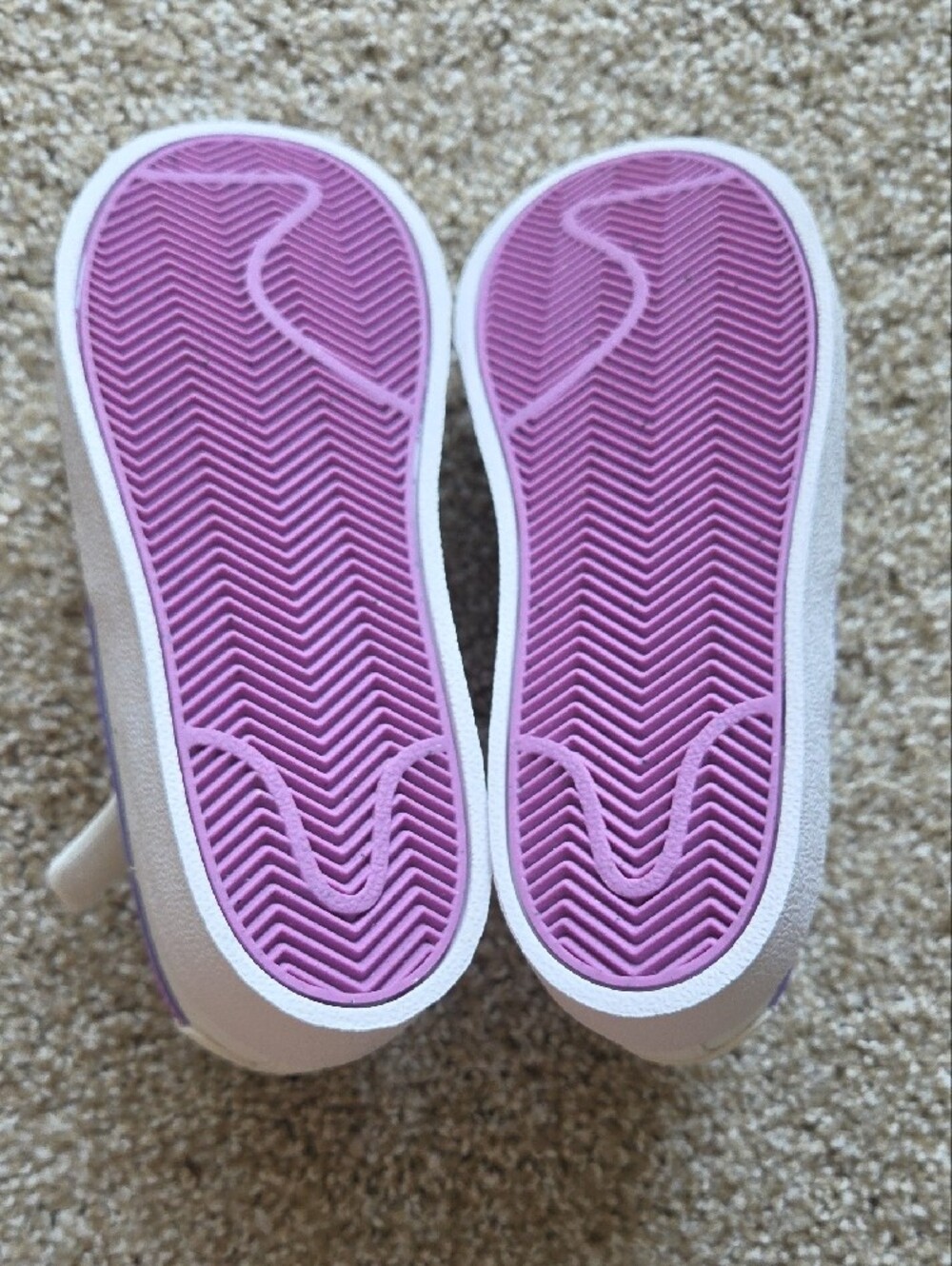 Nike Kids White Sneakers with Purple Swoosh and Strap - Picture 7 of 8